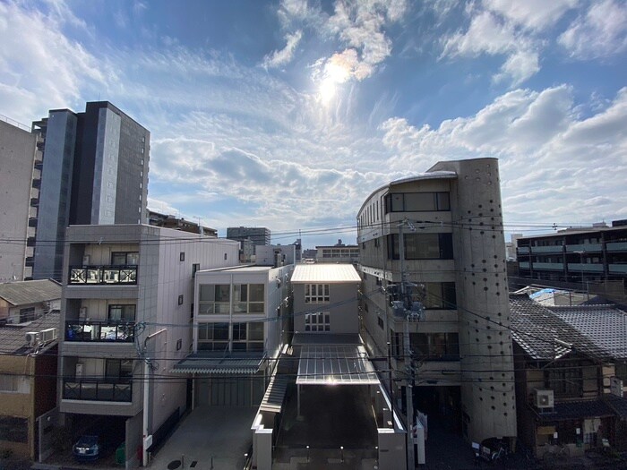 物件内観写真22　(室内からの展望)