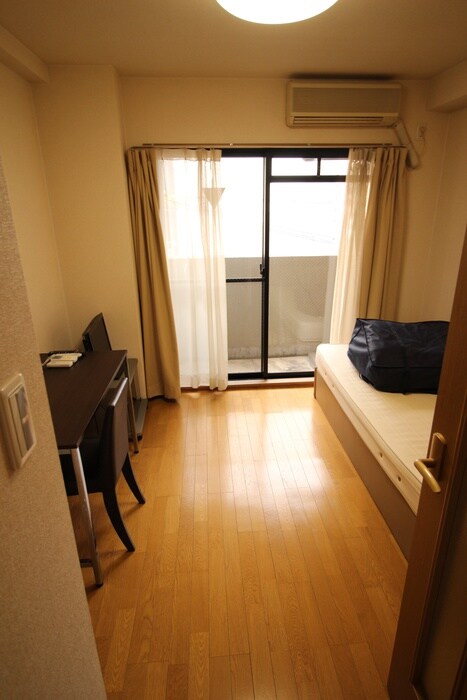 物件内観写真11　(居室)