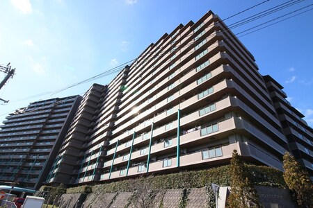 ﾚｼﾞｵﾝｽｸｴｱ緑地公園４番館（627）外観写真