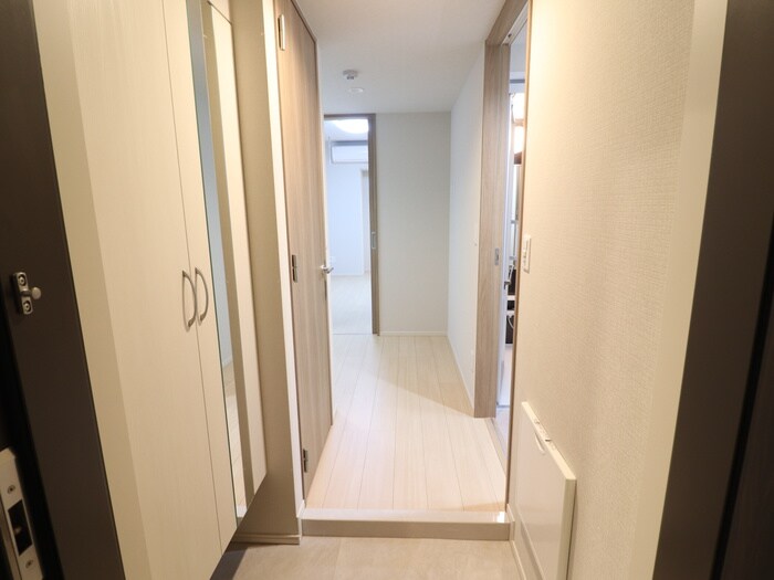 物件内観写真19　(廊下)