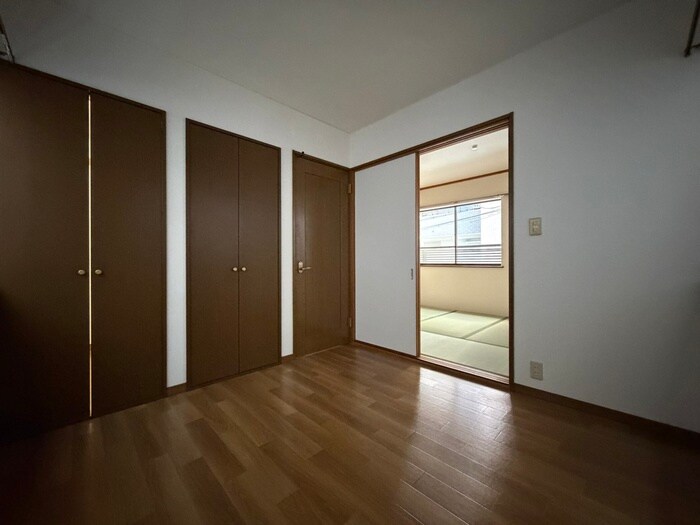 物件内観写真18　(居室)