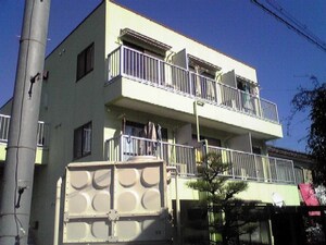 ハイツ山岡外観写真