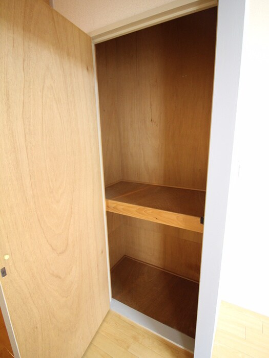 物件内観写真14　(収納)