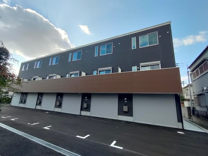 物件外観写真1　(外観写真)