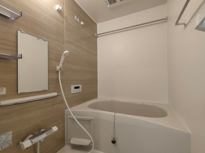 物件内観写真11　(バス／シャワールーム等)