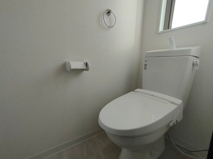 物件内観写真12　(トイレ)