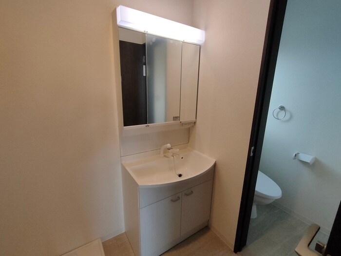 物件内観写真13　(洗面)