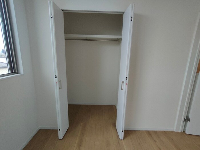 物件内観写真15　(収納)