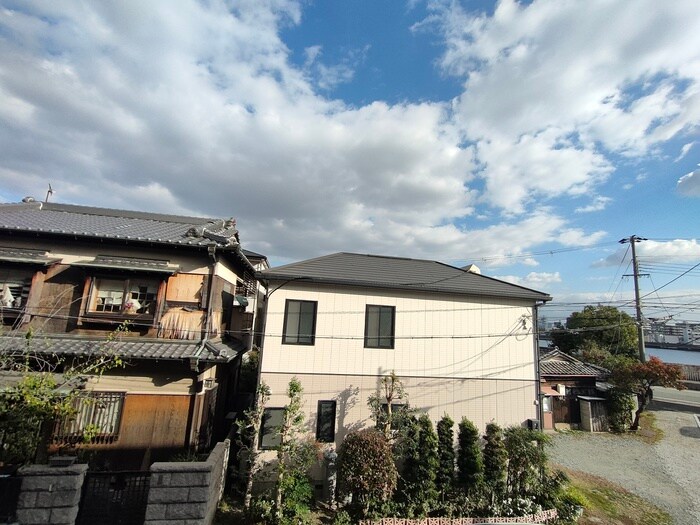 物件内観写真22　(室内からの展望)