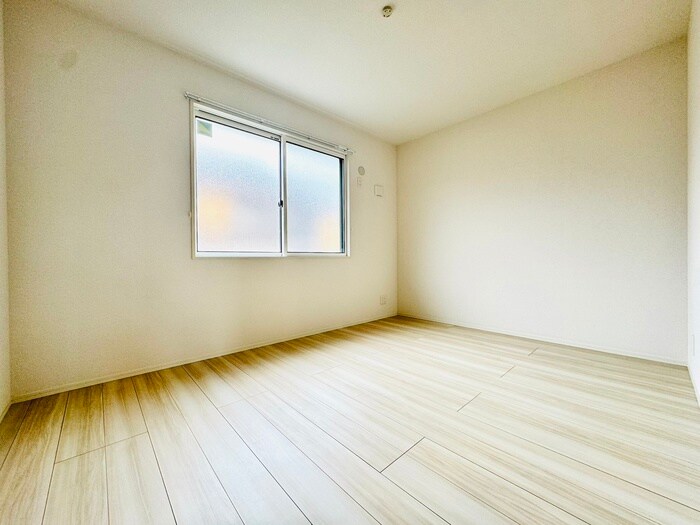 物件内観写真12　(居室)