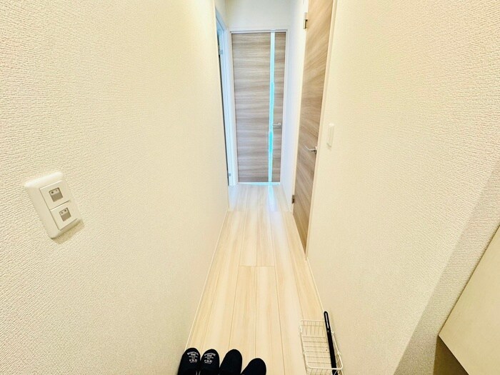 物件内観写真18　(廊下)