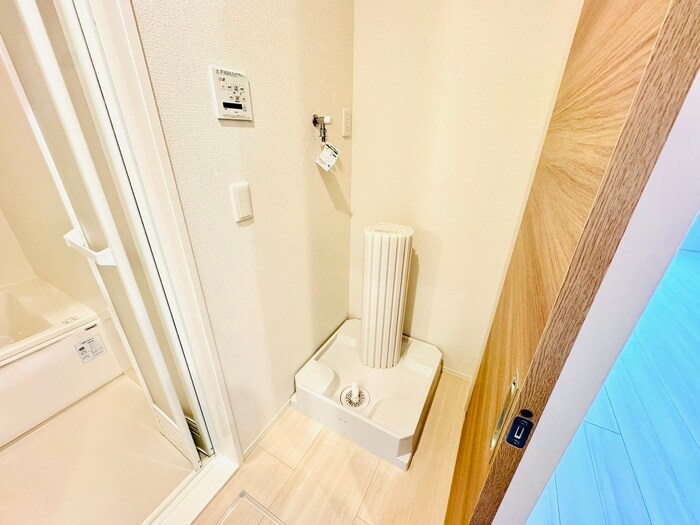 物件内観写真21　(洗濯機置場)