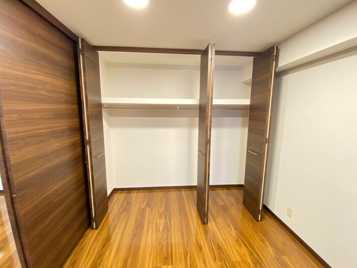 物件内観写真15　(収納)