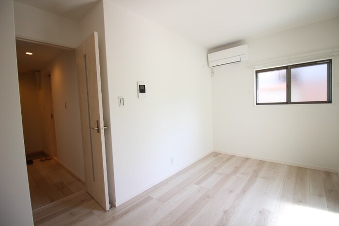 物件内観写真10　(居室)