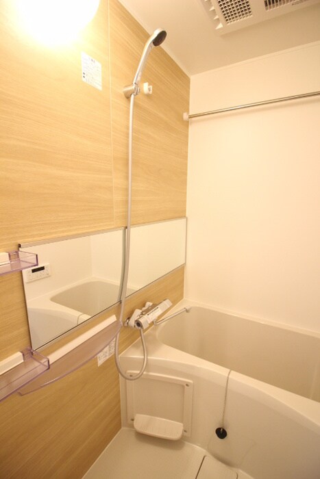 物件内観写真12　(バス／シャワールーム等)