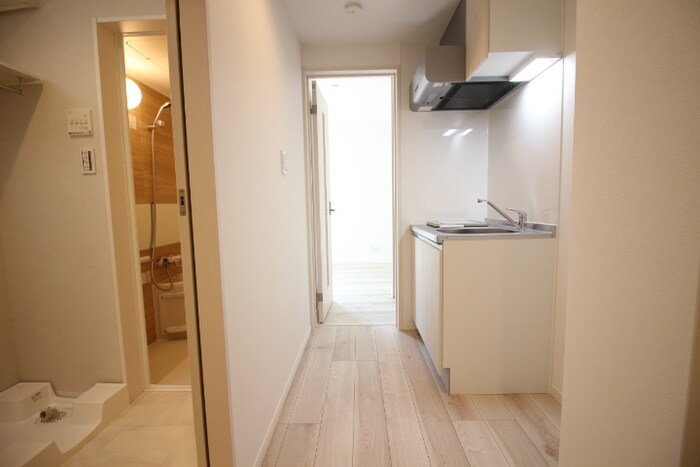 物件内観写真18　(廊下)