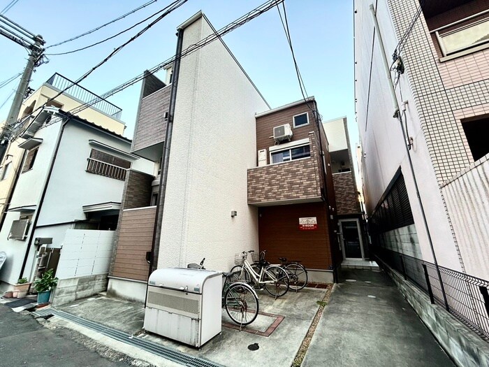 物件外観写真1　(外観写真)