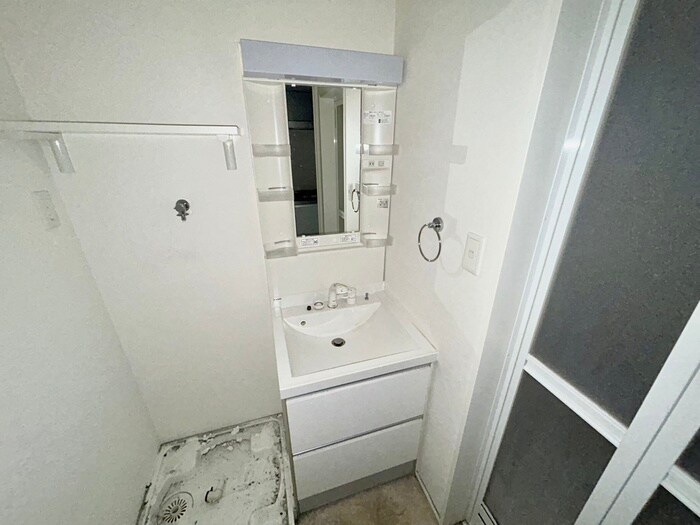 物件内観写真10　(洗面)