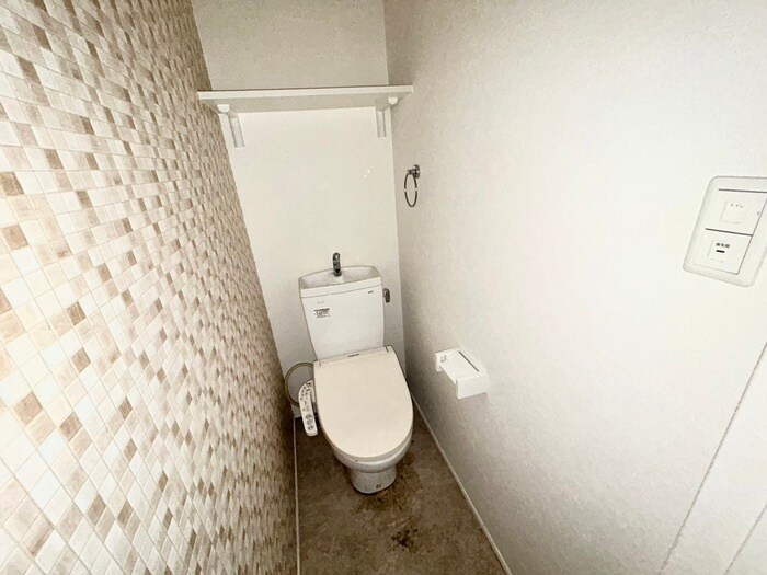 物件内観写真11　(トイレ)