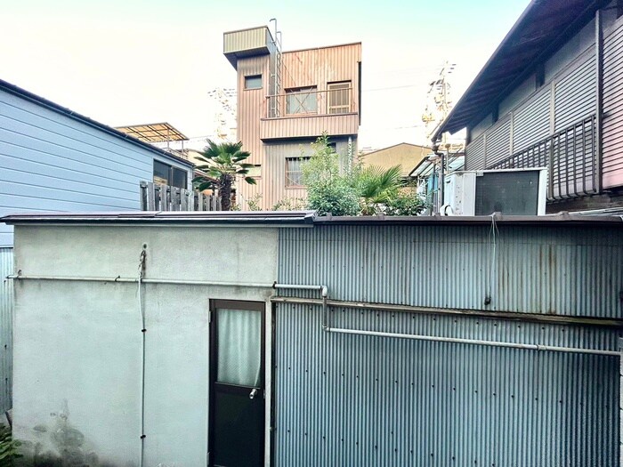 物件内観写真22　(室内からの展望)