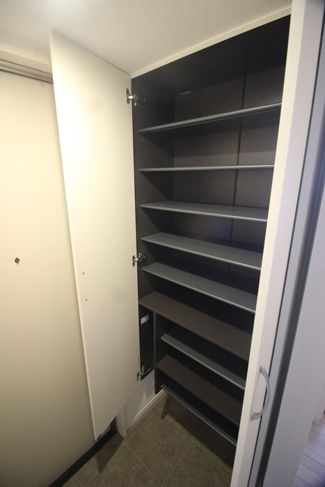 物件内観写真17　(靴箱)