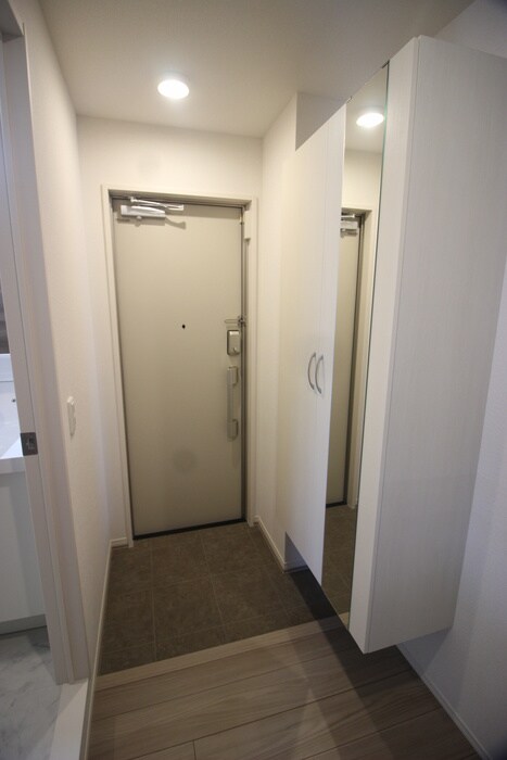 物件内観写真21　(玄関)