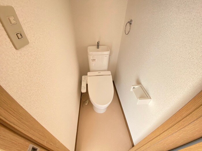 物件内観写真13　(トイレ)