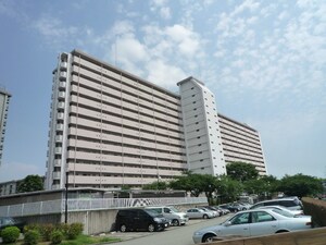 公社千里山田Ｄ団地Ａ２棟(1006)外観写真
