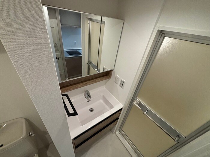 物件内観写真13　(洗面)