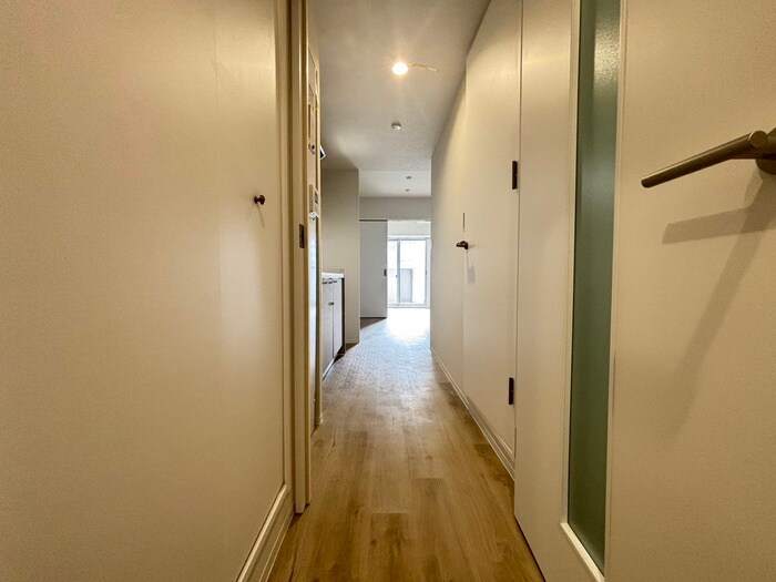 物件内観写真19　(廊下)