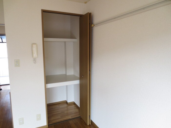 物件内観写真9　(収納)