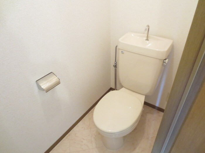 物件内観写真11　(トイレ)