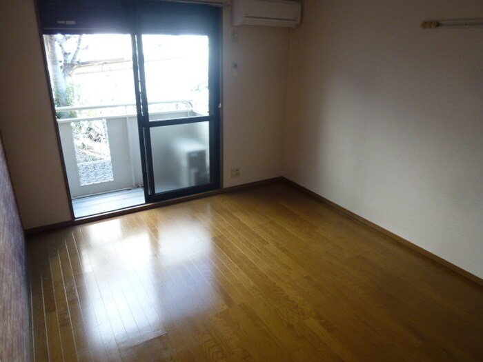 物件内観写真13　(居室)