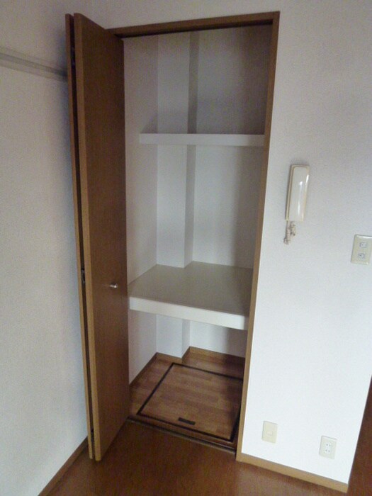物件内観写真14　(収納)