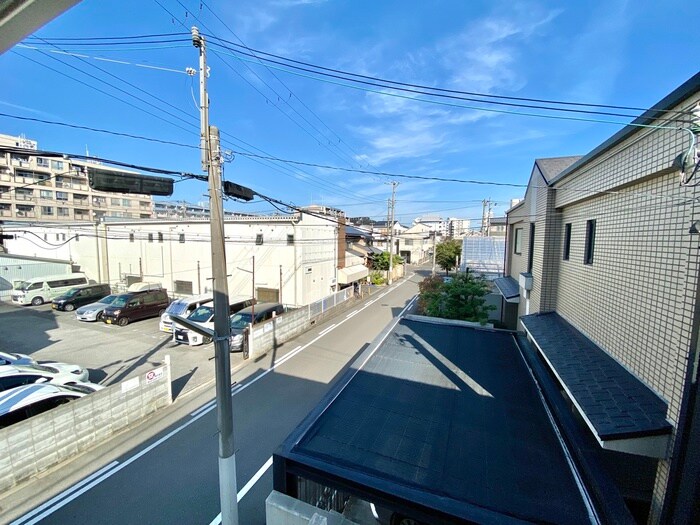 物件内観写真15　(室内からの展望)