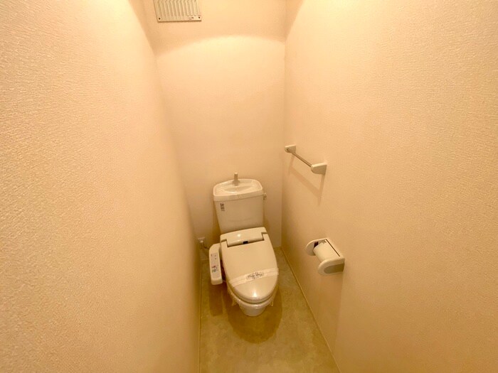 物件内観写真17　(トイレ)