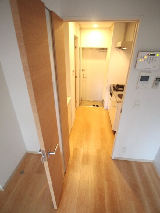 物件内観写真9　(廊下)