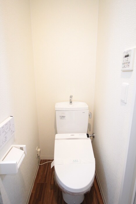 物件内観写真11　(トイレ)