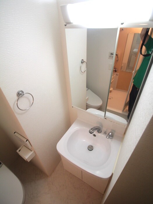 物件内観写真12　(洗面)