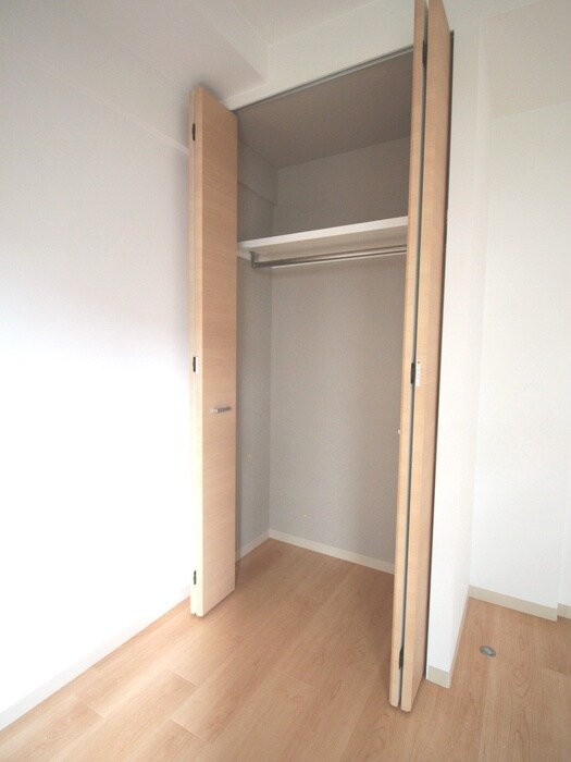 物件内観写真18　(収納)