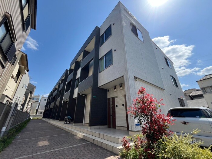 物件外観写真1　(外観写真)