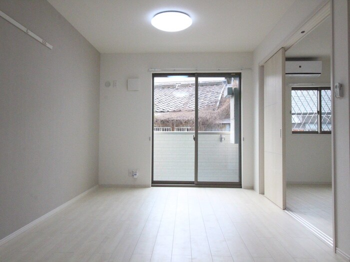 物件内観写真7　(居室)