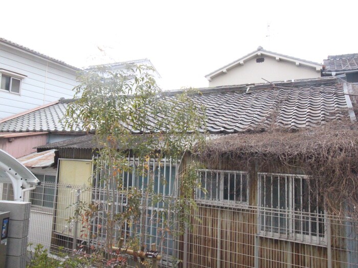 物件内観写真22　(室内からの展望)