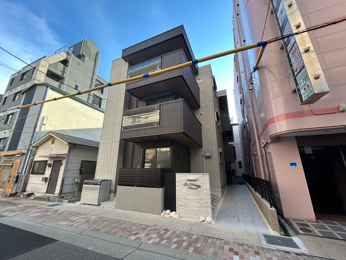 物件外観写真1　(外観写真)