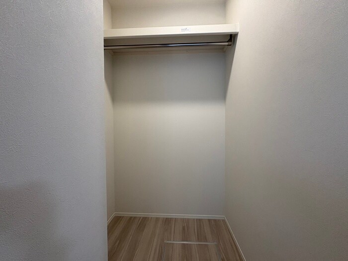 物件内観写真13　(収納)