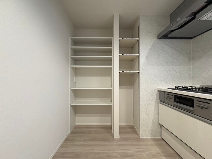 物件内観写真19　(廊下)