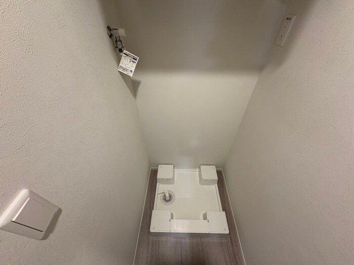 物件内観写真19　(洗濯機置場)