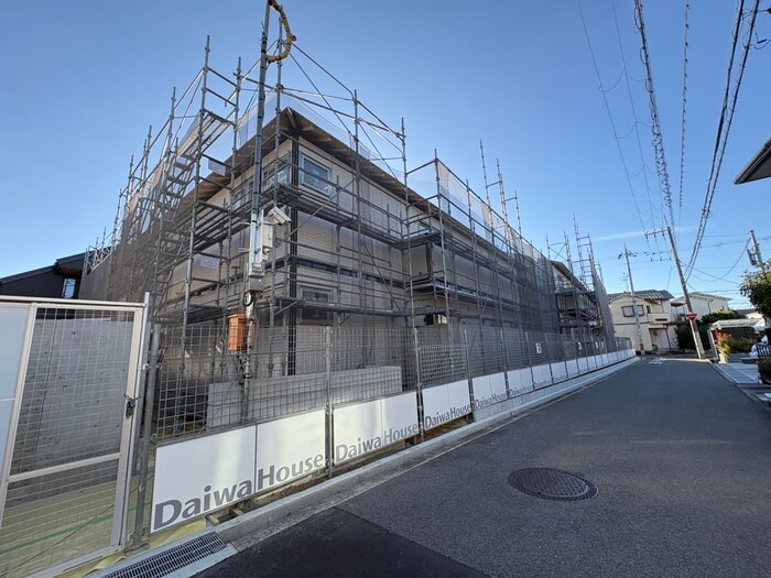 物件外観写真1　(建築中)
