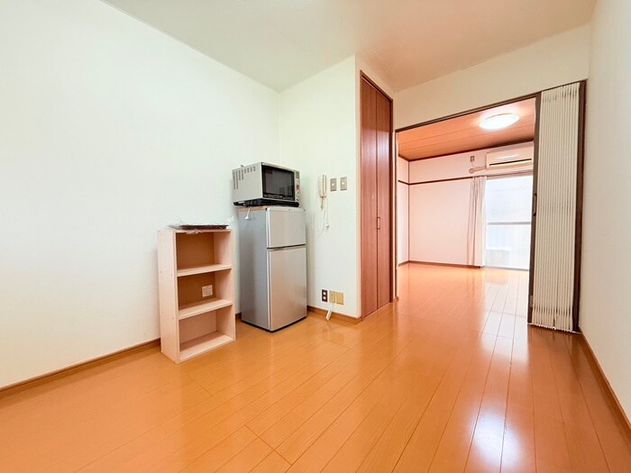 物件内観写真9　(居室)