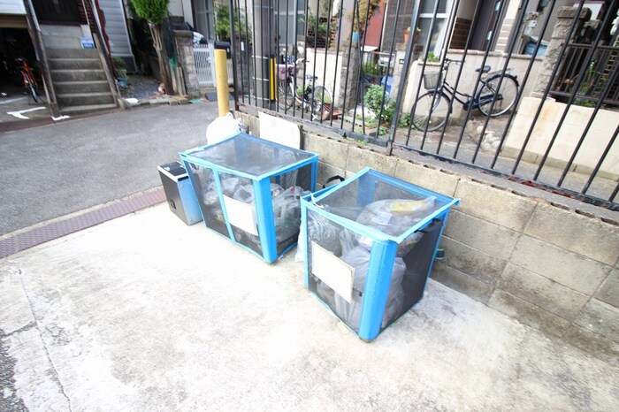 物件外観写真4　(建物設備)